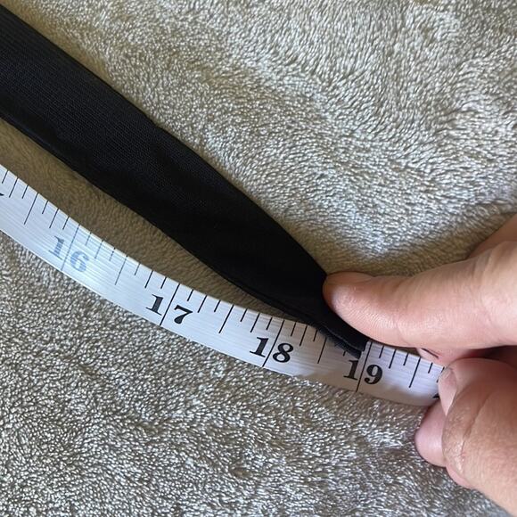 Belly Dancer Style Black and Gold Coin and Beaded Detail Bra Top Size Medium - Picture 5 of 5